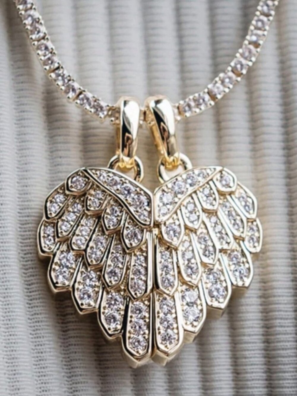 Two Halves Wing Pendant Men's Jewelry Pendant Yellow Gold 18k Plated